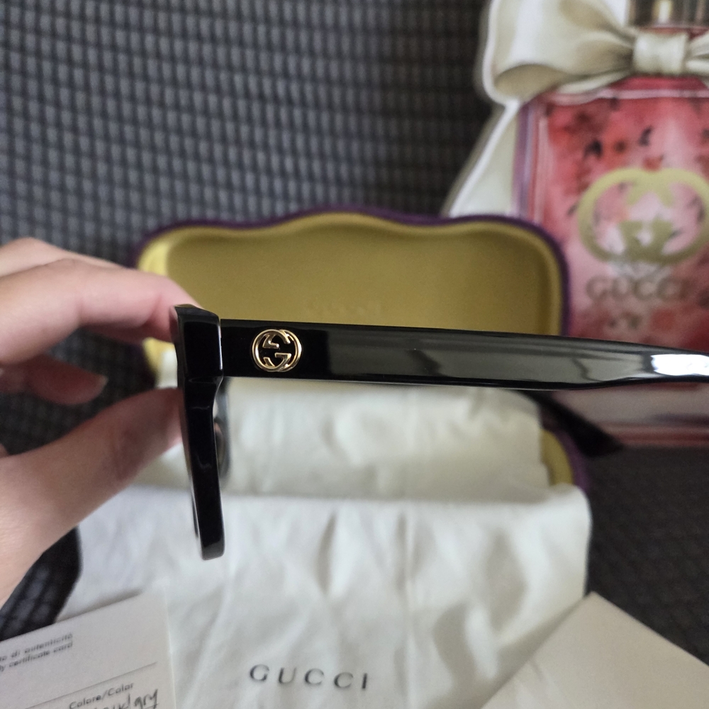 ✨️🔥 EUC Gucci Black Women's Sunglasses🔥 - Picture 5 of 11